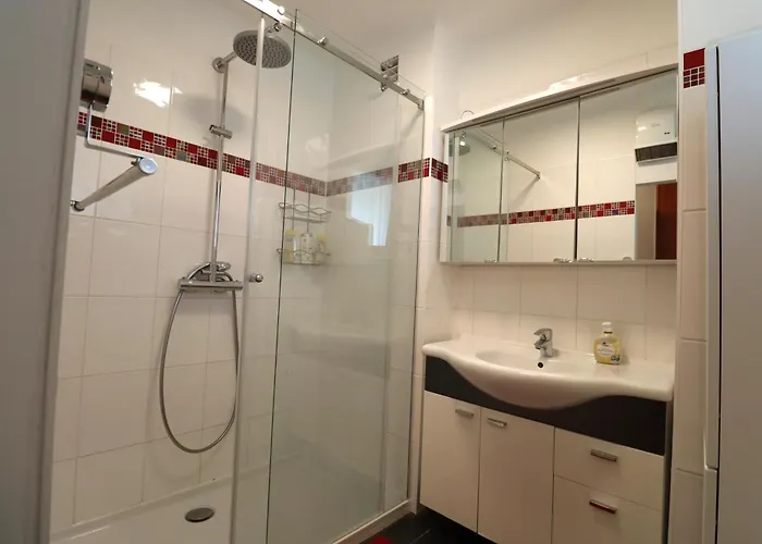 Exclusive Serviced Flat On Taborstrasse Апартаменти