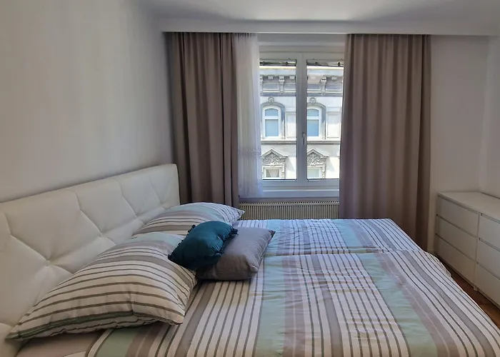 Exclusive Serviced Flat On Taborstrasse Апартаменти